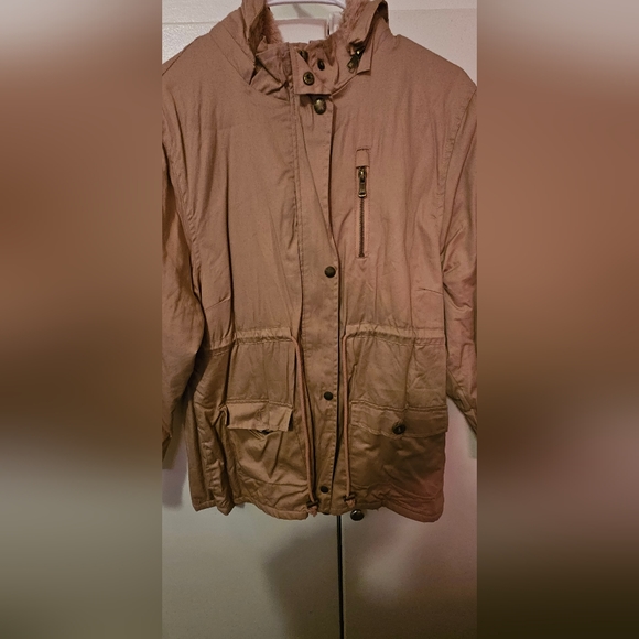 Pink jacket - Picture 3 of 3